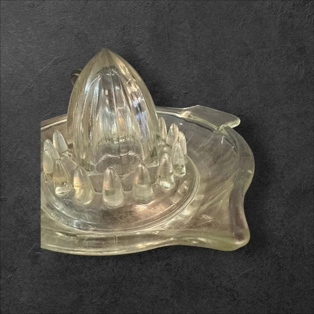 VINTAGE Reims France Clear Glass Juicer Reamer ORANGE‎ LIMES LEMONS L@@K Spikes